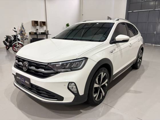VOLKSWAGEN NIVUS 1.0 200 TSI TOTAL FLEX HIGHLINE AUTOMÁTICO VOLKSWAGEN NIVUS 1.0 200 TSI TOTAL FLEX HIGHLINE AUTOMÁTICO